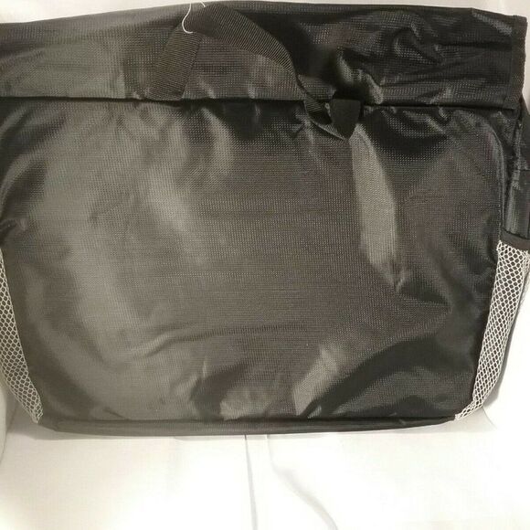 Overland Red & Black ‎ Computer Bag 17x15x5 - Picture 5 of 7